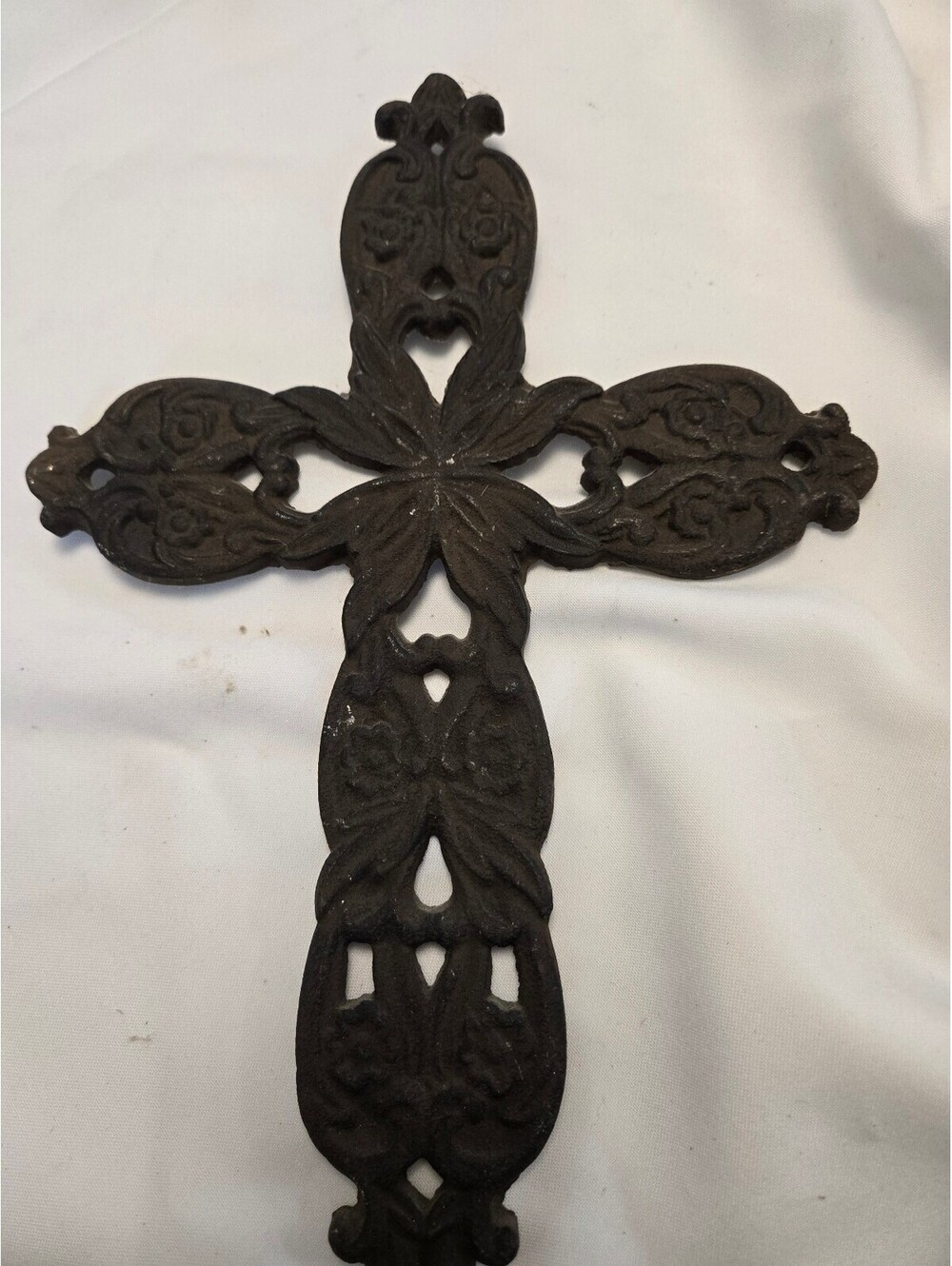 Decorative Ornate Cast Iron Wall Cross 13x9